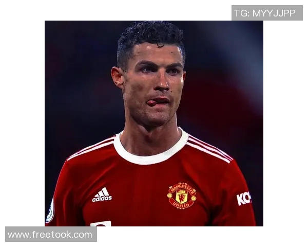 著名足球明星头像男士形象解析与风格特点探讨